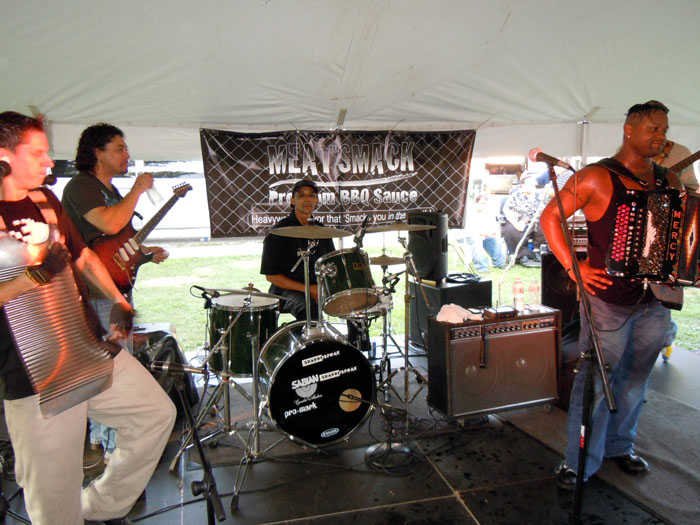 Dwayne Dopsie and the Zydeco Hellraisers